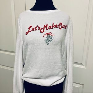 Wildfox NWT White Holiday Top M Brushed Knit NEW Kisses